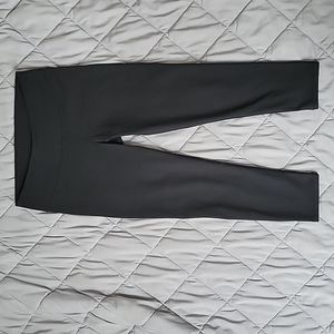 Fabletics black capri leggings, Size XXS